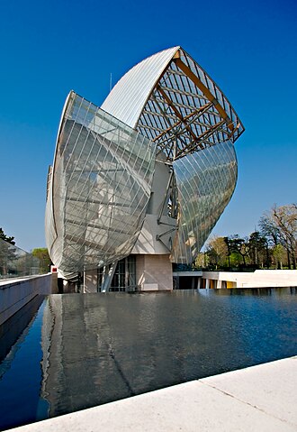 Fondation Louis Vuitton, photographed exterior