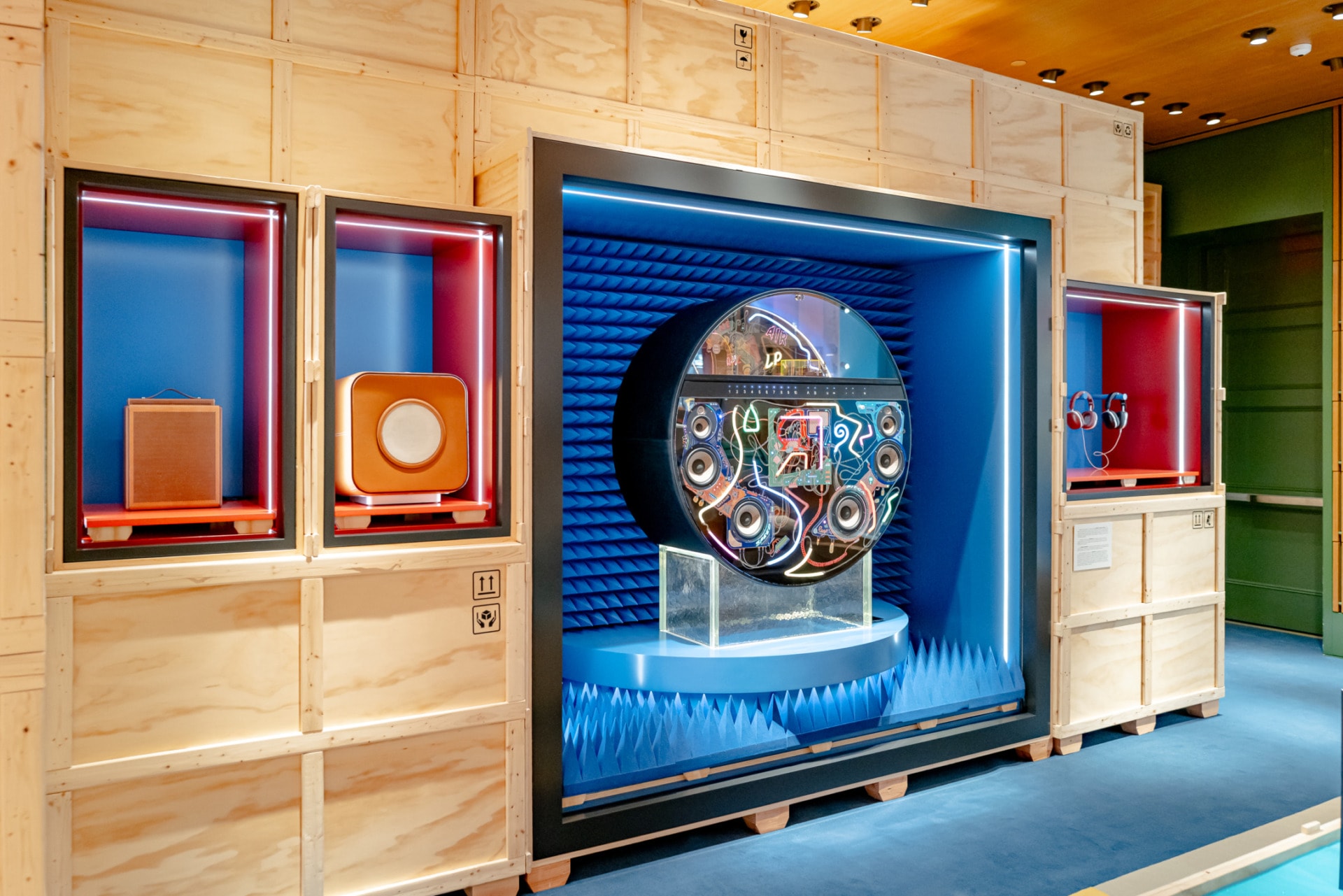 Hermès Atelier Horizons bespoke design-object programme and its 2026 Disque Jockey Club DJ booth, a mahogany cabinet clad in cowhide leather with concealed Japanese turntables