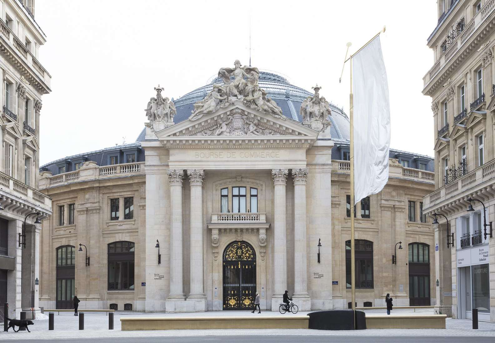 Tadao Ando's concrete cylinder beneath Henri Blondel's iron-and-glass dome at the Bourse de Commerce in Paris
